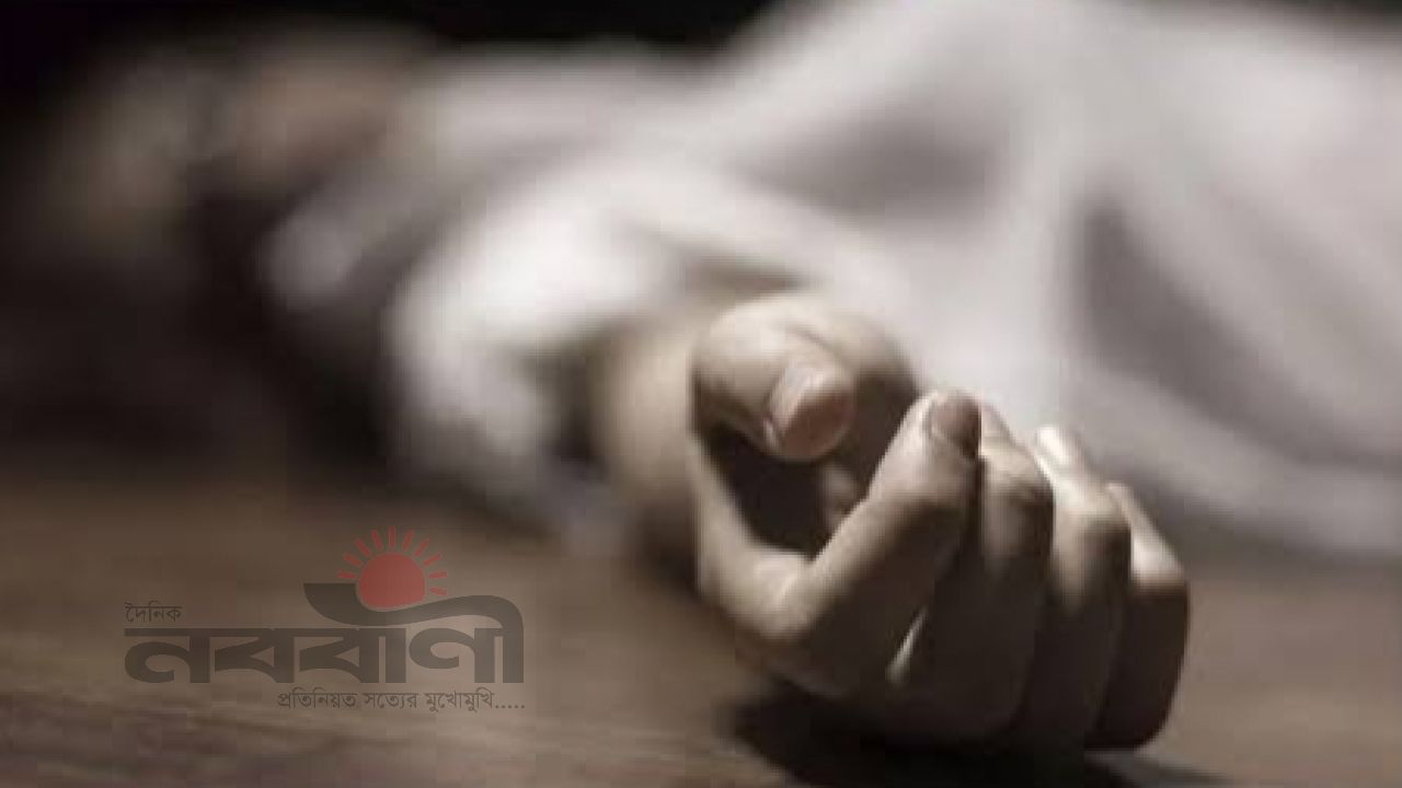 নওগাঁয় স্ত্রী-সন্তানকে ছুরিকাঘাতে হত্যার পর স্বামীর আত্মহত্যা