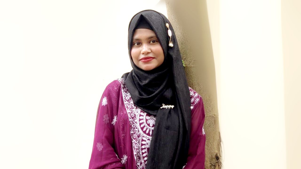 ১৬ বছরেই কাব্যজগতে দ্যুতি ছড়াচ্ছেন ঘোড়াঘাটের জান্নাতুন ফেরদৌসী