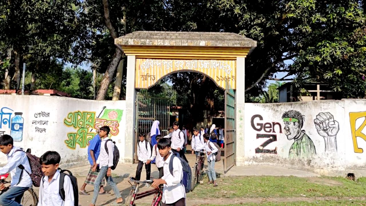 মান্দায় বিদ্যালয়ে রহস্যজনক চুরি, প্রায় পৌনে ৩ লাখ টাকার সরঞ্জাম লুট