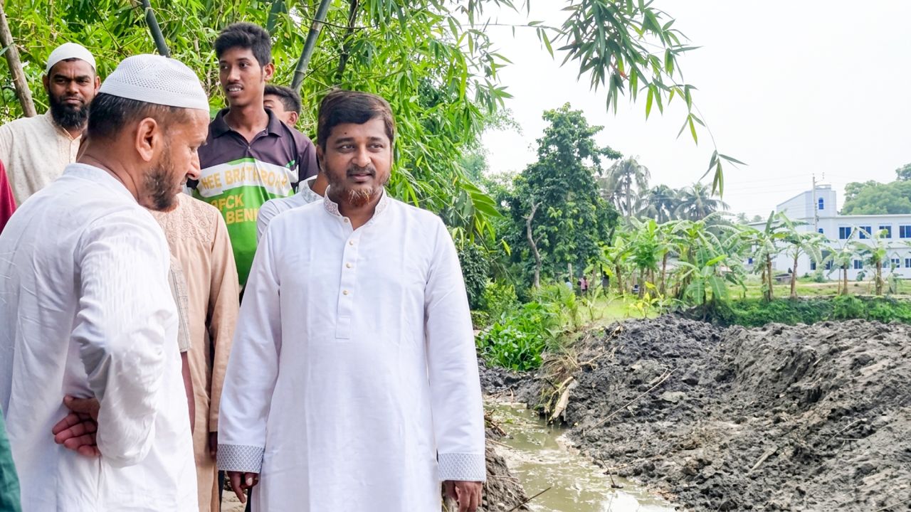 ইছেরদাড়ি খাল খননকাজে অনিয়ম হলে কঠোর ব্যবস্থা: এমপি রাসেল