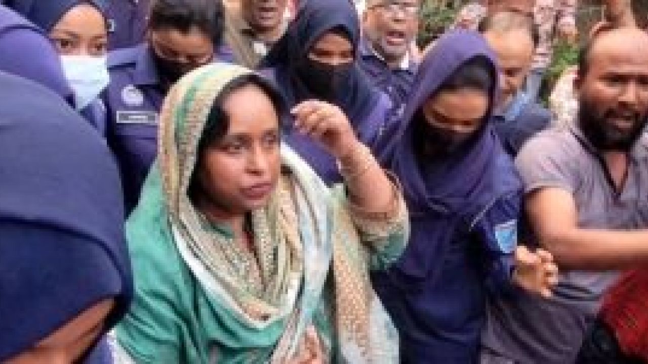 এক বছরেও মুক্তি নেই: একের পর এক মামলায় আটকে সাবেক মেয়র সেলিনা হায়াৎ আইভী